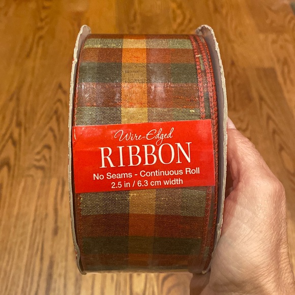Kirkland Signature Other - NEW Sealed Kirkland Signature Wired Fall Plaid 50 yards Wide 2 1/2” RARE NIP